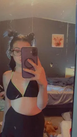 OnlyFans cuenta brantleigh-pounds header 2
