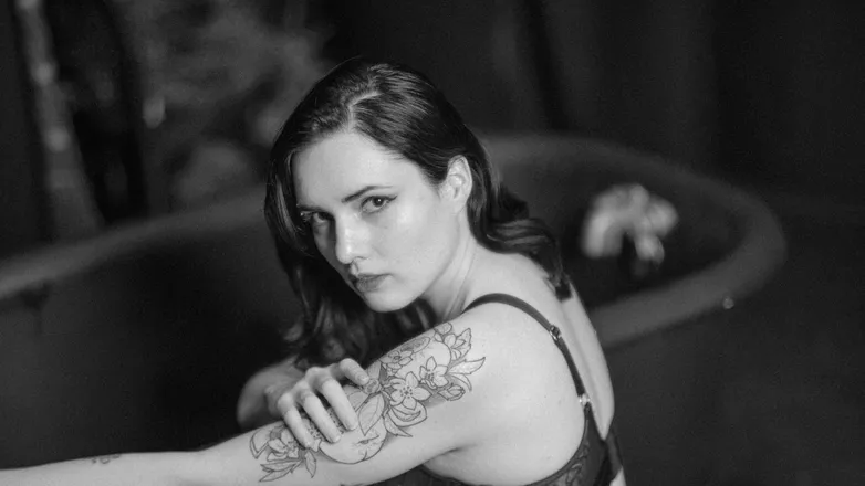 OnlyFans cuenta korivee_free header 2