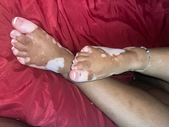 OnlyFans cuenta twotonepleasure header 2