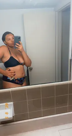 OnlyFans cuenta juicyjamie1 header 2