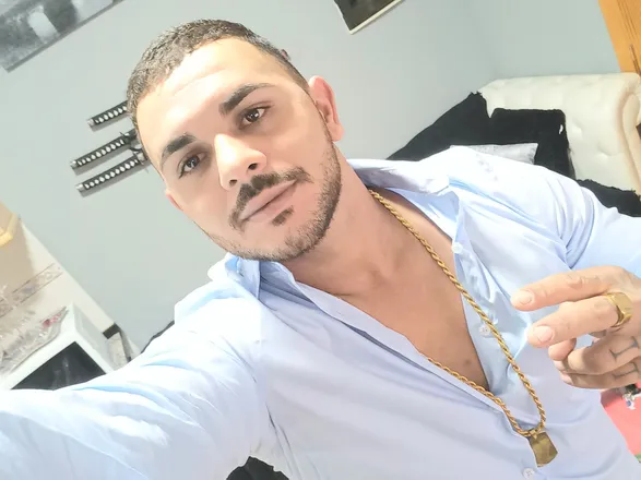OnlyFans cuenta u130073385 header 2