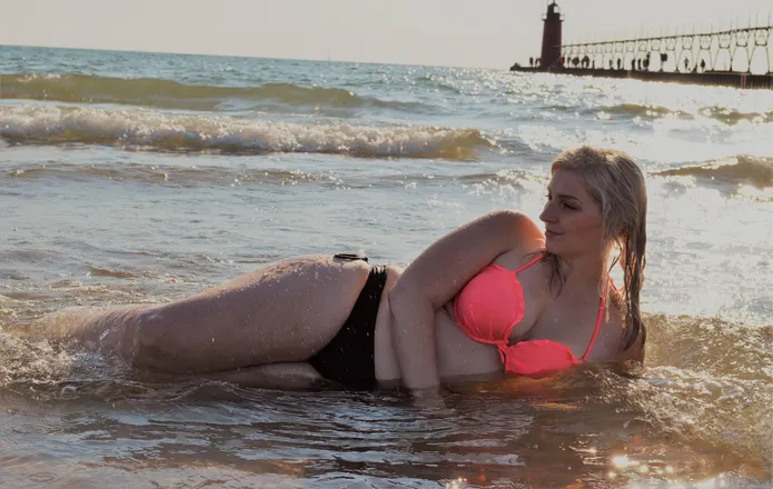 OnlyFans cuenta bellebubbl3s header 2