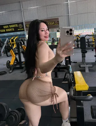 OnlyFans account  milknn avatar 1
