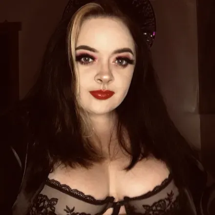 OnlyFans cuenta queenrissa98 avatar 1