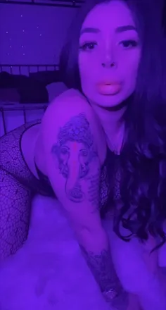 OnlyFans cuenta esmrlda444 header 2
