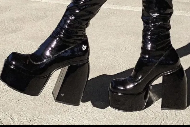 OnlyFans cuenta yourspicyfeet header 2