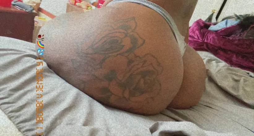 OnlyFans cuenta toxicvixxx header 2