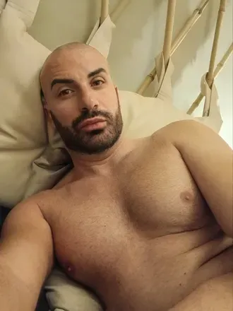 OnlyFans cuenta semplicemte avatar 1