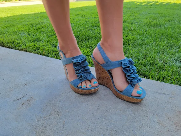 OnlyFans cuenta toesandfeetlady header 2