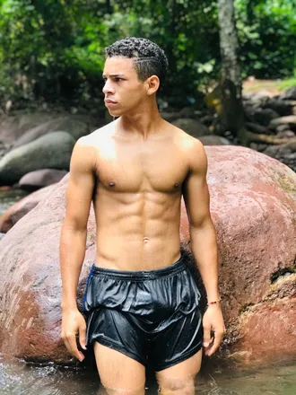 OnlyFans cuenta jhonatan2023 header 2