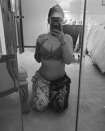 OnlyFans account  oneofakinddxo avatar 1
