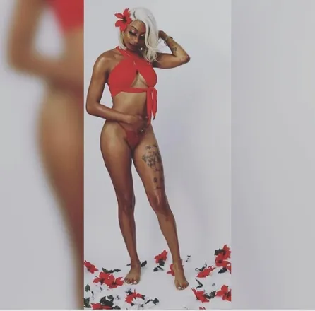 OnlyFans account  prettyalexia header 2
