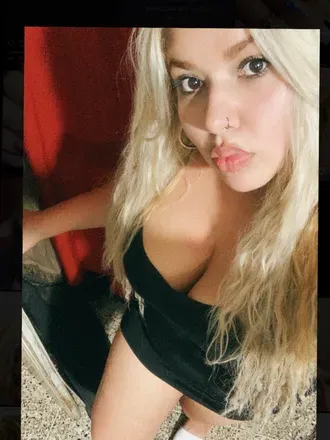 OnlyFans cuenta yess_montt avatar 1