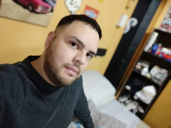 OnlyFans cuenta alesan900 header 2