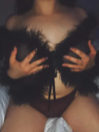 OnlyFans cuenta moongirlll header 2