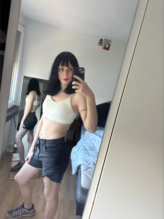 OnlyFans account  cloudeee777 header 2