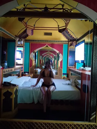 OnlyFans cuenta luciaaa97 header 2