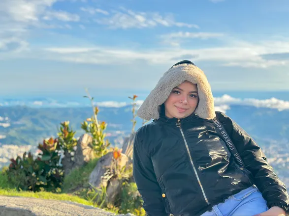 OnlyFans cuenta sashalen header 2
