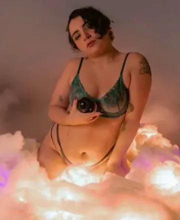 OnlyFans cuenta misslunamars header 2