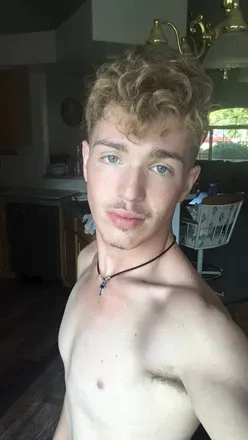 OnlyFans cuenta chaiseblue13 avatar 1
