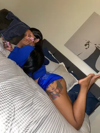 OnlyFans cuenta u197233560 header 2