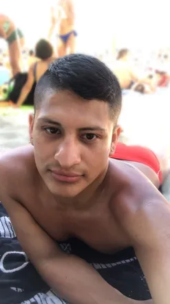 OnlyFans cuenta crithianquiroz header 2