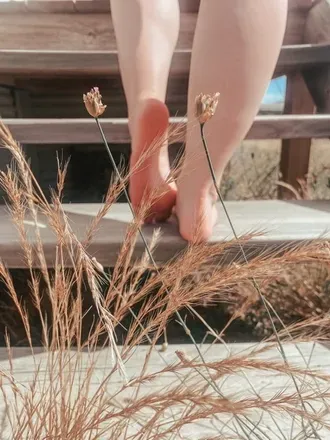 OnlyFans cuenta findingfinleysfeet header 2