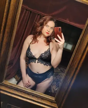 OnlyFans cuenta naughty_roxy69 avatar 1