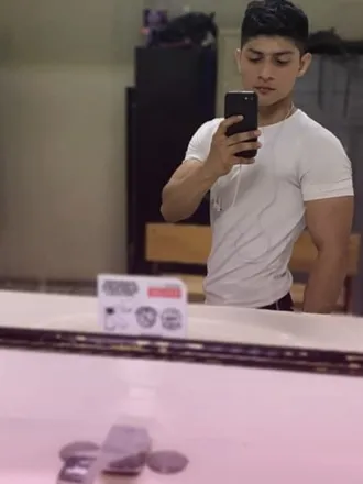 OnlyFans account  u231177000 header 2