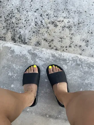 OnlyFans account  dominican_toes avatar 1