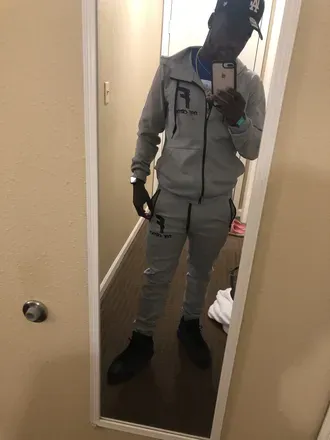OnlyFans account  iirobwalker avatar 1