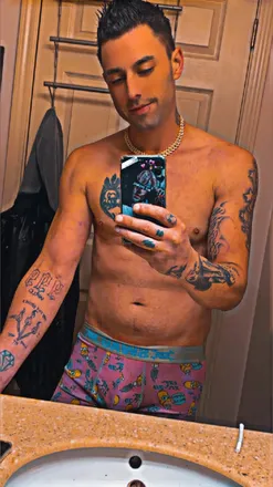 OnlyFans account  sleepyeyes999 header 2