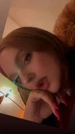 OnlyFans account  violetvoss3 avatar 1