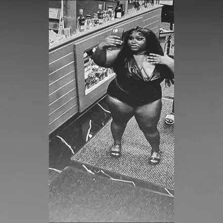 OnlyFans of itztroublee