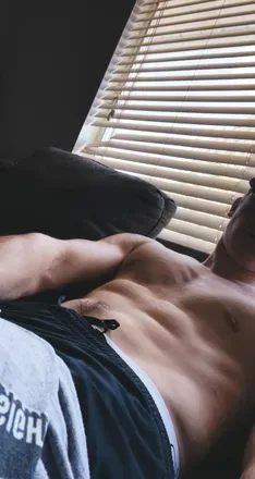 OnlyFans account  themrbt avatar 1