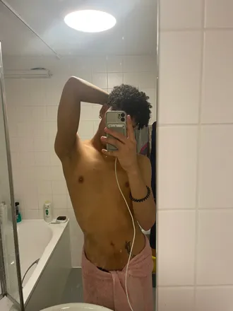OnlyFans account  jrabadiaxx header 2