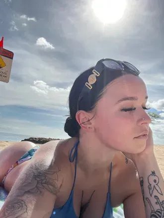 OnlyFans cuenta tattedwaifu444 avatar 1
