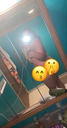 OnlyFans account  bottomkid header 2