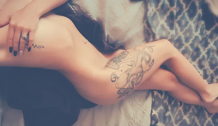 OnlyFans cuenta emusnotdead header 2