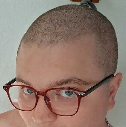 OnlyFans cuenta thetransbuzzcutgirl avatar 1