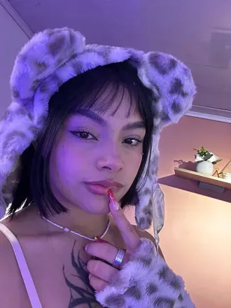 OnlyFans account  miabloomxo avatar 1
