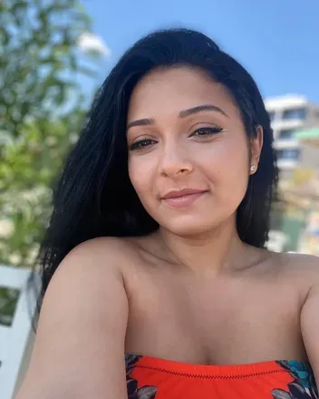 OnlyFans account  aura_ca avatar 1