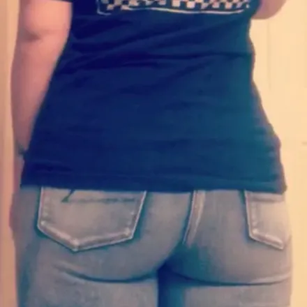 OnlyFans cuenta queens_peach header 1