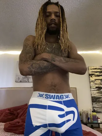 OnlyFans account  rellyon_1 header 2