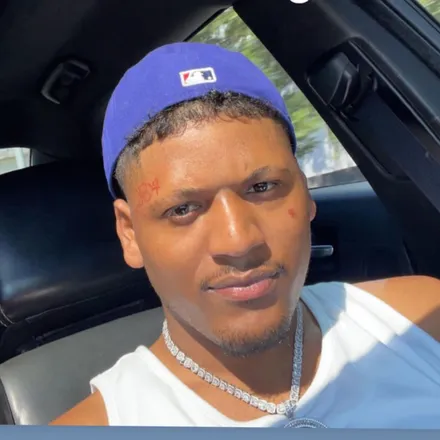 OnlyFans cuenta aplikeaudemar2 header 2