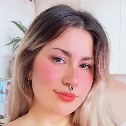 OnlyFans cuenta lou.red avatar 1