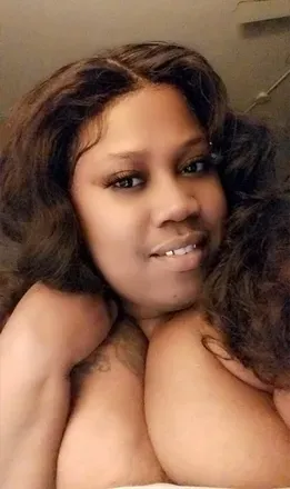 OnlyFans cuenta lovelycurvs avatar 1