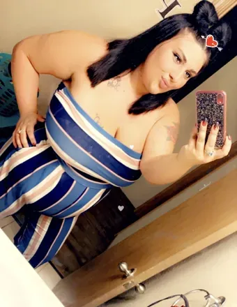 OnlyFans account  mslilmama avatar 1