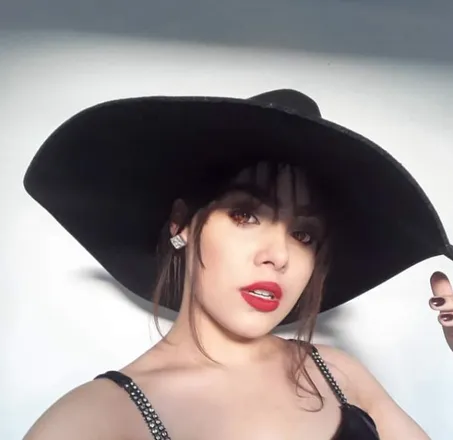 OnlyFans cuenta secretgirlhot header 2
