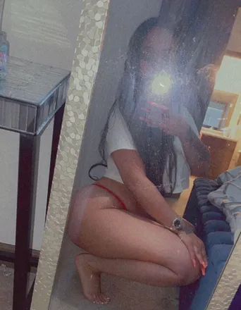 OnlyFans cuenta urmassagebae header 2